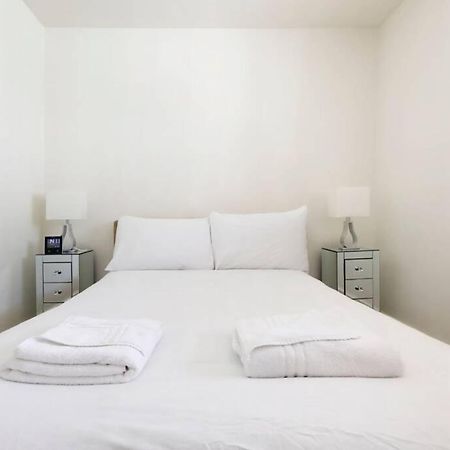 Beautiful 2 Bedroom Mews House With Parking By The Beach Brighton Bagian luar foto
